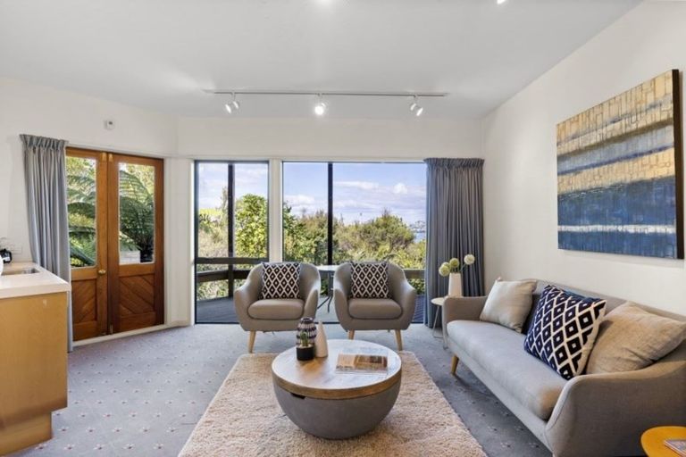 Photo of property in 117 Onetaunga Road, Chatswood, Auckland, 0626