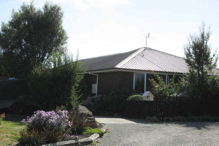 Photo of property in 28 Spring Place, Leeston, 7632