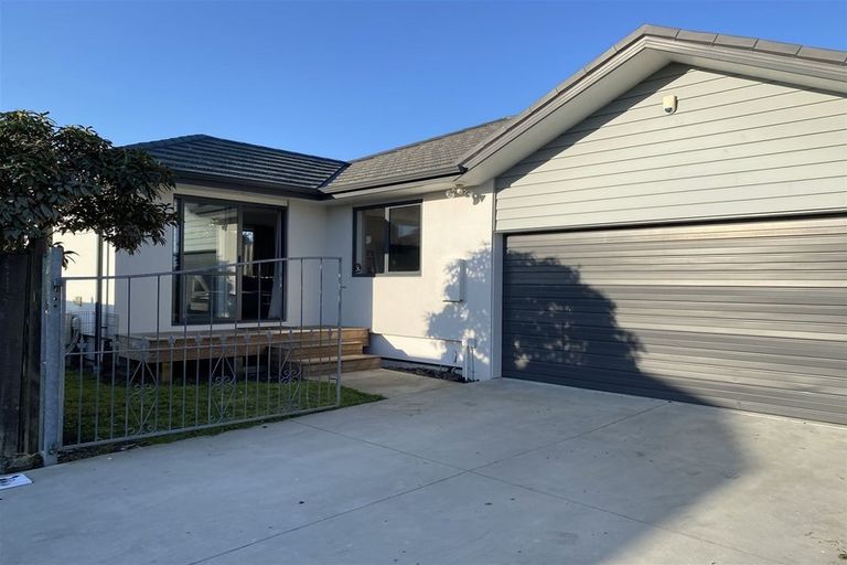 Photo of property in 1/111b Palmers Road, New Brighton, Christchurch, 8083