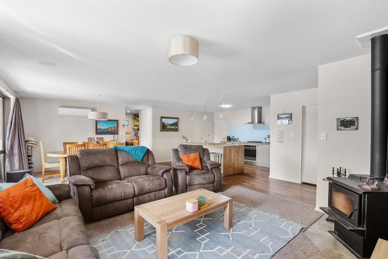 Photo of property in 22 Young Lane, Clyde, Alexandra, 9391