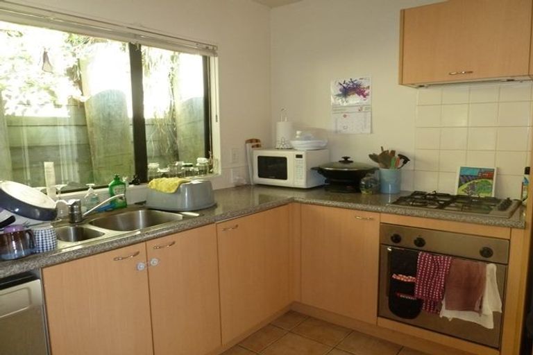 Photo of property in 17c Langana Avenue, Browns Bay, Auckland, 0630