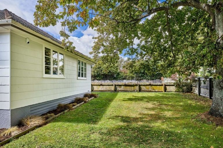 Photo of property in 31 Mungavin Avenue, Ranui, Porirua, 5024