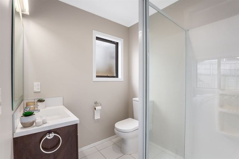 Photo of property in 3 Nelson Avenue, Aotea, Porirua, 5024