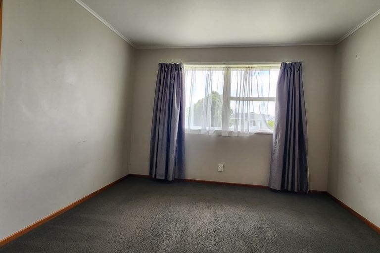 Photo of property in 74 Tatariki Street, Rosehill, Papakura, 2113