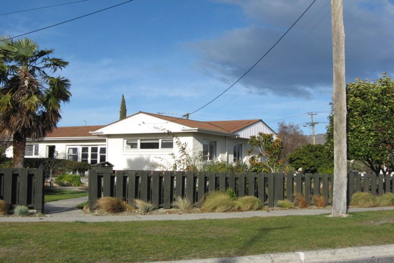 Photo of property in 35 Clutha Street, Alexandra, 9320