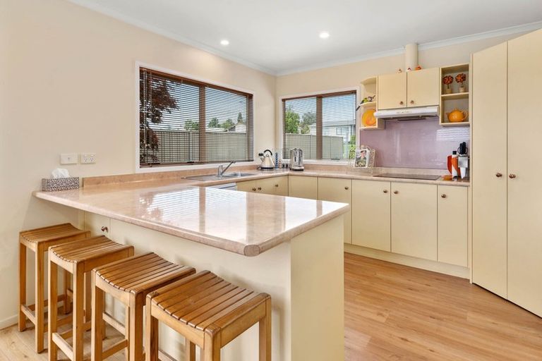 Photo of property in 38 Owhatiura Drive, Lynmore, Rotorua, 3010