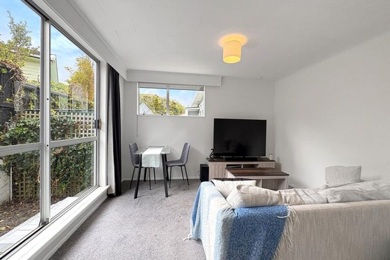 Photo of property in 187a Major Drive, Kelson, Lower Hutt, 5010