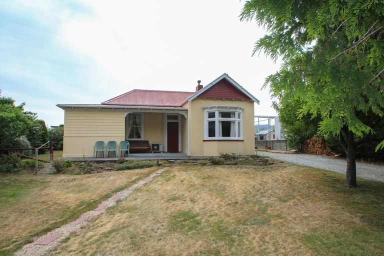 Photo of property in 28 Bowen Street, Kurow, 9435