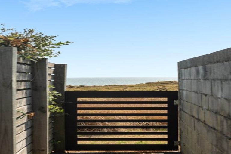 Photo of property in 24a Sunbrae Grove, Mount Maunganui, 3116