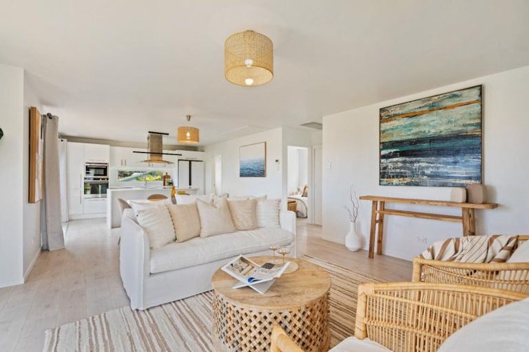 Photo of property in 28 Taranui Place, Mangawhai Heads, Mangawhai, 0505