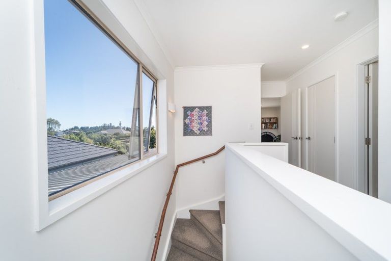 Photo of property in 6 Silkwood Place, Fitzherbert, Palmerston North, 4410