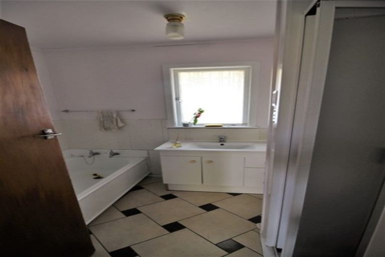 Photo of property in 2 Leeds Street, Silverdale, Hamilton, 3216