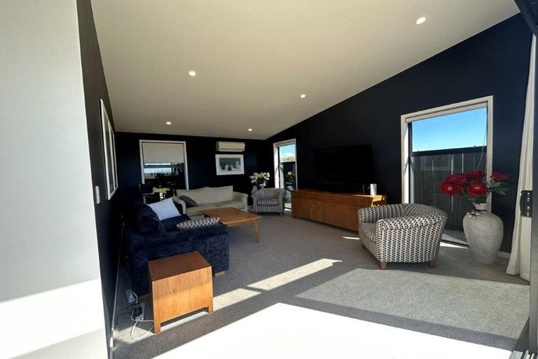 Photo of property in 2 Franks Way, Papamoa Beach, Papamoa, 3118