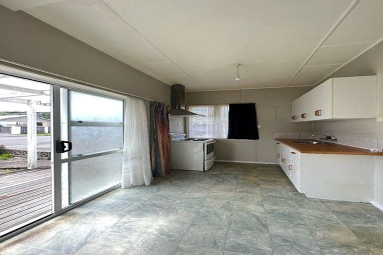 Photo of property in 2/28 Ranui Road, Stoke, Nelson, 7011