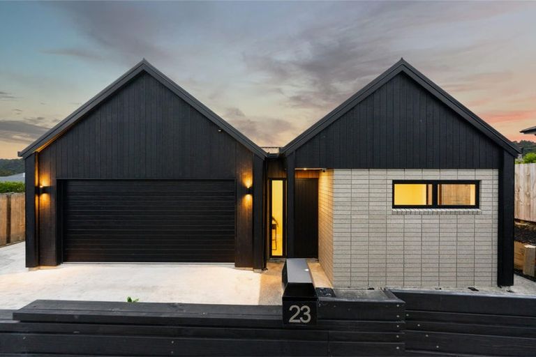Photo of property in 23 Will Street, Huapai, Kumeu, 0810