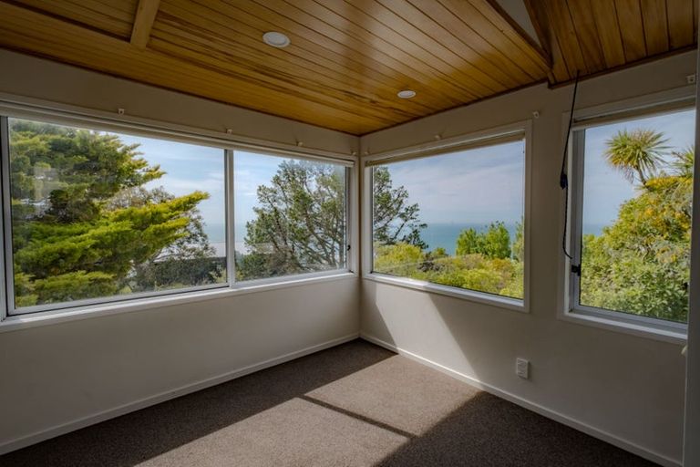 Photo of property in 9b Kinsey Terrace, Clifton, Christchurch, 8081