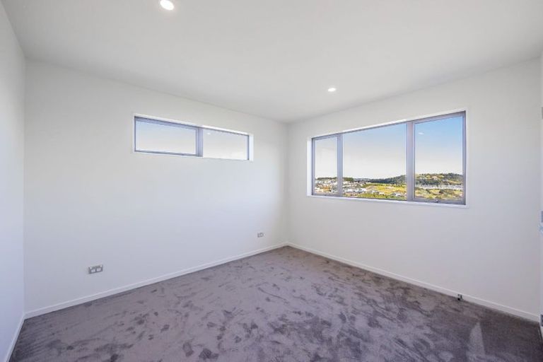 Photo of property in 6 Ta Moko Drive, Gulf Harbour, Whangaparaoa, 0930