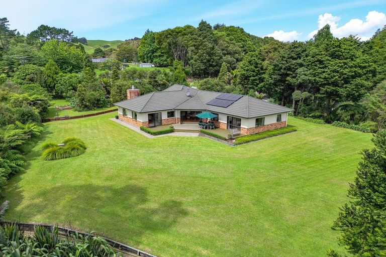 Photo of property in 309 Monowai Road, Wainui, Silverdale, 0994