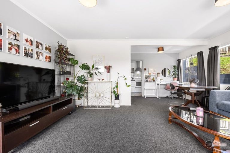 Photo of property in 99a Bird Grove, Stokes Valley, Lower Hutt, 5019