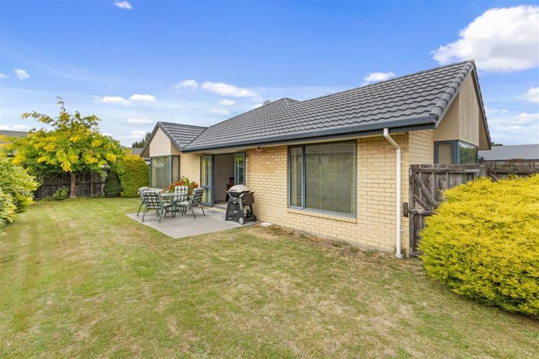 Photo of property in 531a Harewood Road, Harewood, Christchurch, 8051