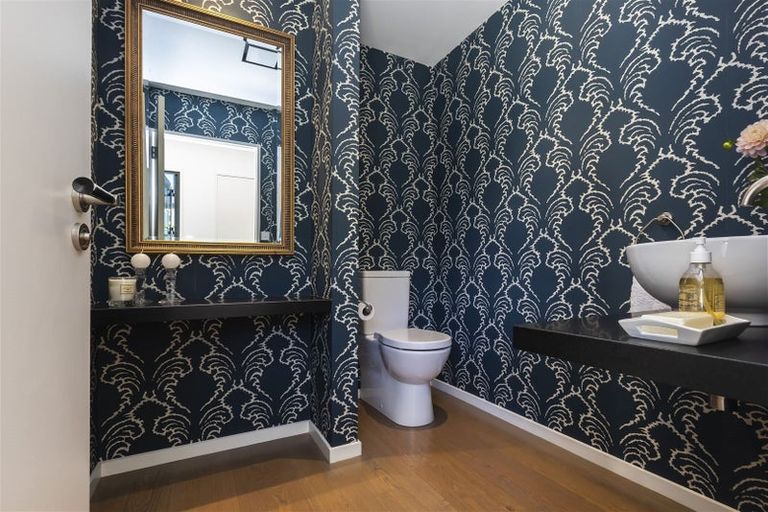 Photo of property in 15b Waiwetu Street, Fendalton, Christchurch, 8052