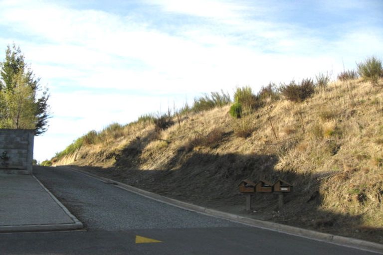 Photo of property in 11 Botting Place, Wanaka, 9305