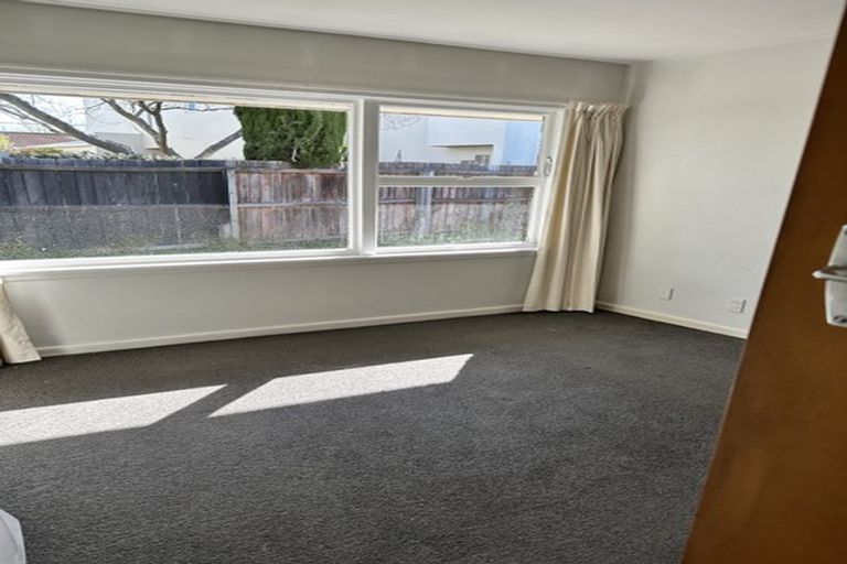 Photo of property in 2/18 Tomes Road, St Albans, Christchurch, 8052