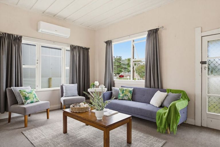 Photo of property in 255 Lytton Road, Elgin, Gisborne, 4010