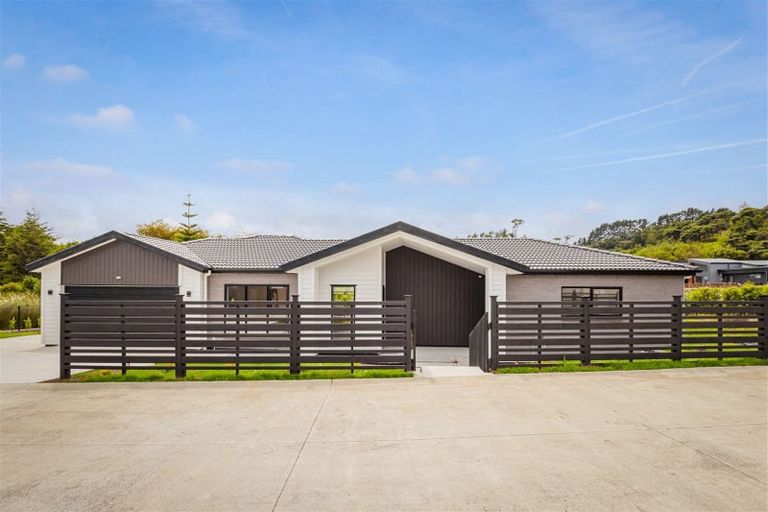 Photo of property in 29 Pukemarino Road, Waimauku, 0812