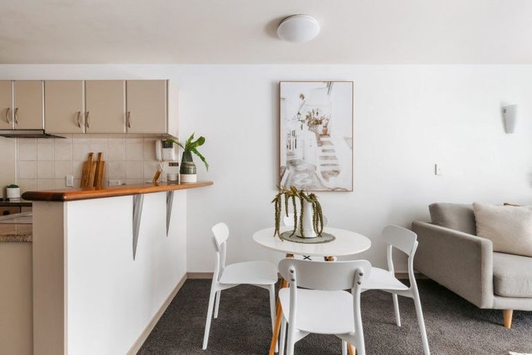 Photo of property in Anchorage Apartments, 114/36 Victoria Road, Mount Maunganui, 3116