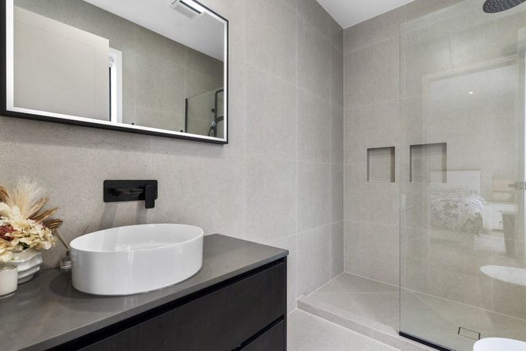 Photo of property in 13 Hautoa Lane, Flat Bush, Auckland, 2019