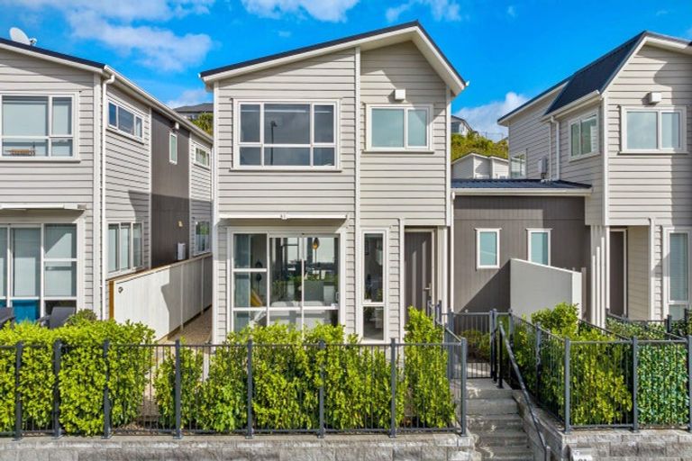 Photo of property in 91 Karepiro Drive, Stanmore Bay, Whangaparaoa, 0932