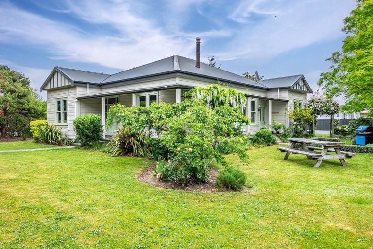 Photo of property in 13 Main Road, Pleasant Point, 7903