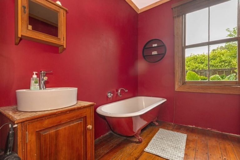 Photo of property in 24 Harris Street, Kaiti, Gisborne, 4010