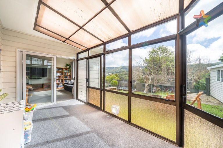Photo of property in 63 Gurney Road, Kelson, Lower Hutt, 5010