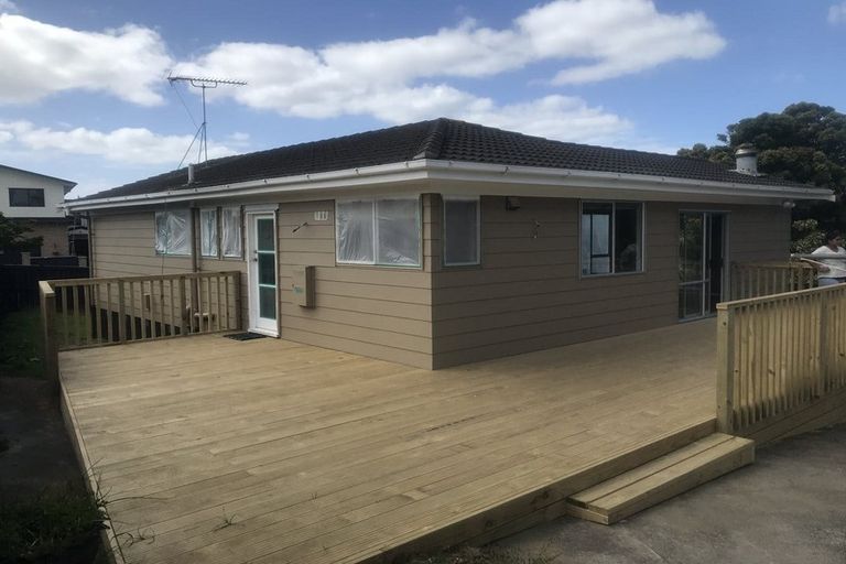 Photo of property in 7 Caringbah Drive, Papatoetoe, Auckland, 2025