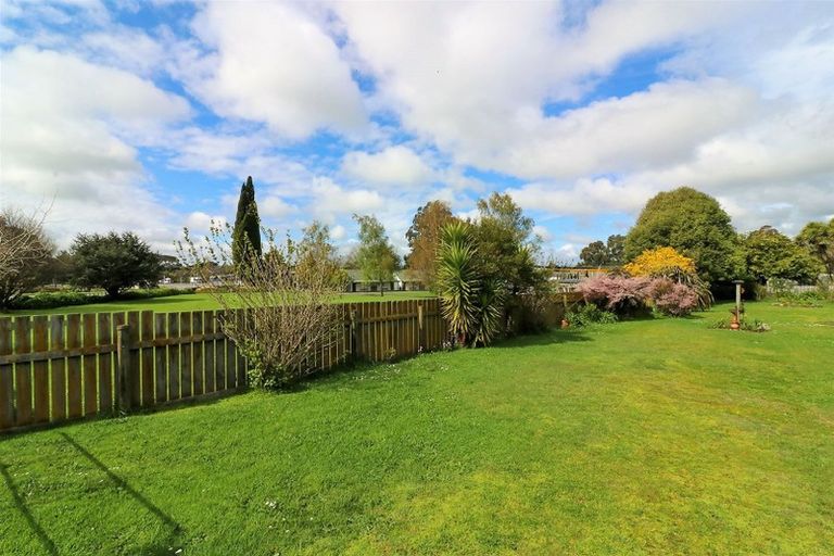 Photo of property in 7 Ruahine Street, Dannevirke, 4930