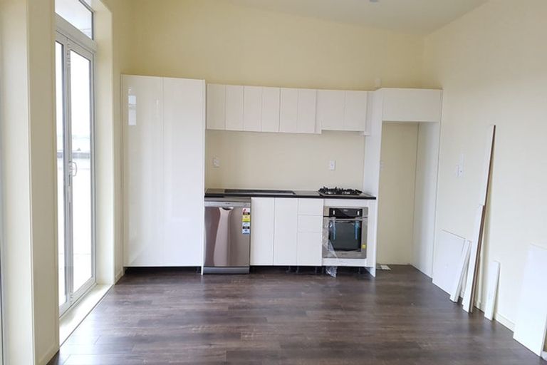 Photo of property in 41 Cockayne Crescent, Sunnynook, Auckland, 0620