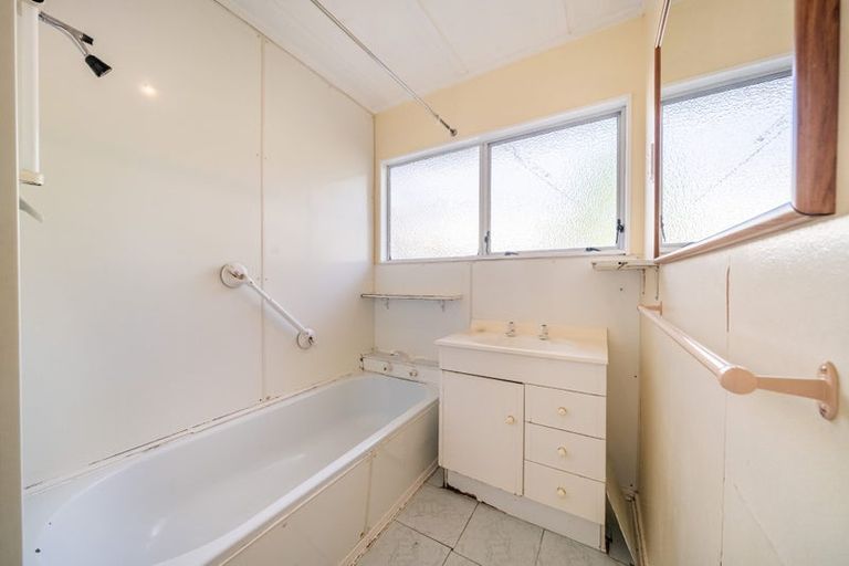 Photo of property in 10b Raukawa Street, Stokes Valley, Lower Hutt, 5019
