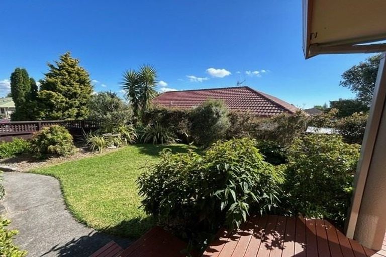 Photo of property in 18 Maddison Place, Welcome Bay, Tauranga, 3112
