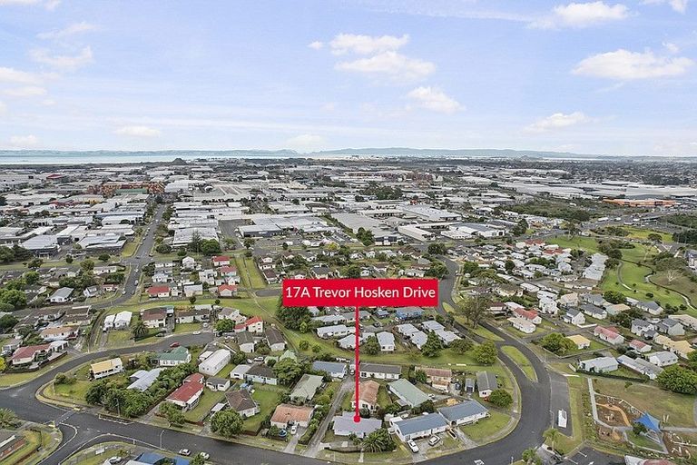 Photo of property in 17a Trevor Hosken Drive, Wiri, Auckland, 2104