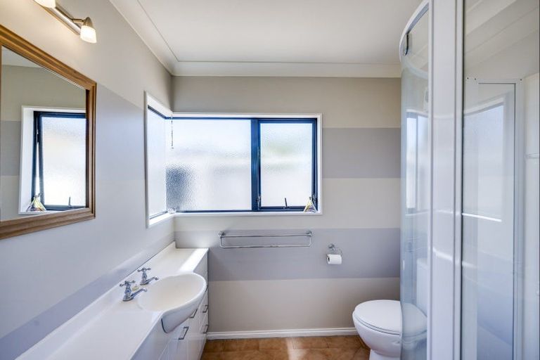 Photo of property in 527b Main North Road, Bay View, Napier, 4104