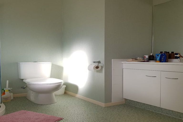 Photo of property in 25b Drake Street, Howick, Auckland, 2014