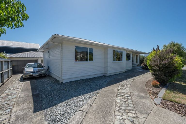 Photo of property in 22 Andrew Street, Stoke, Nelson, 7011