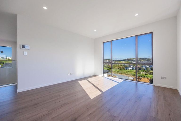 Photo of property in 6 Ta Moko Drive, Gulf Harbour, Whangaparaoa, 0930