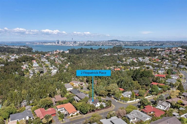 Photo of property in 2 Fitzpatrick Place, Chatswood, Auckland, 0626