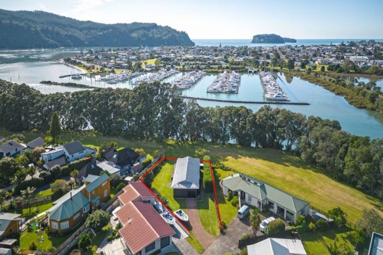 Photo of property in 113 Moana Anu Anu Avenue, Whangamata, 3620
