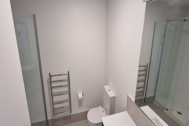 Photo of property in 10/11 Carlos Drive, Flat Bush, Auckland, 2016