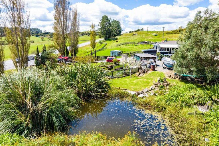Photo of property in 2305 State Highway 12, Paparoa, 0571
