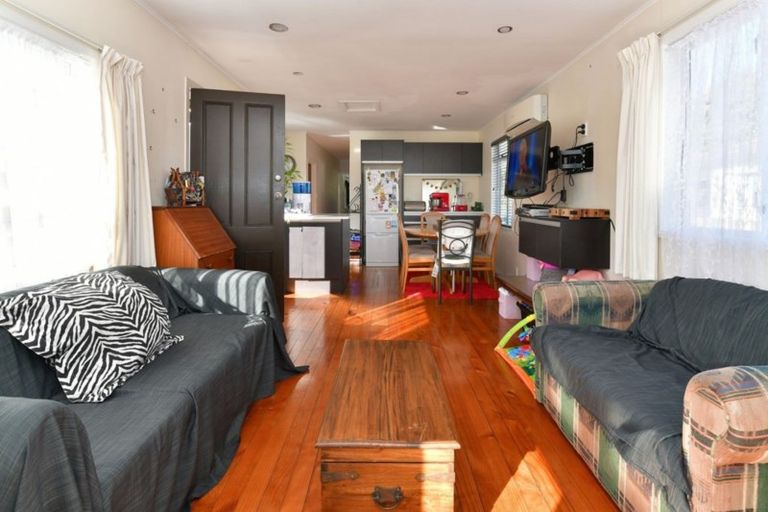 Photo of property in 122 Brightside Road, Stanmore Bay, Whangaparaoa, 0932